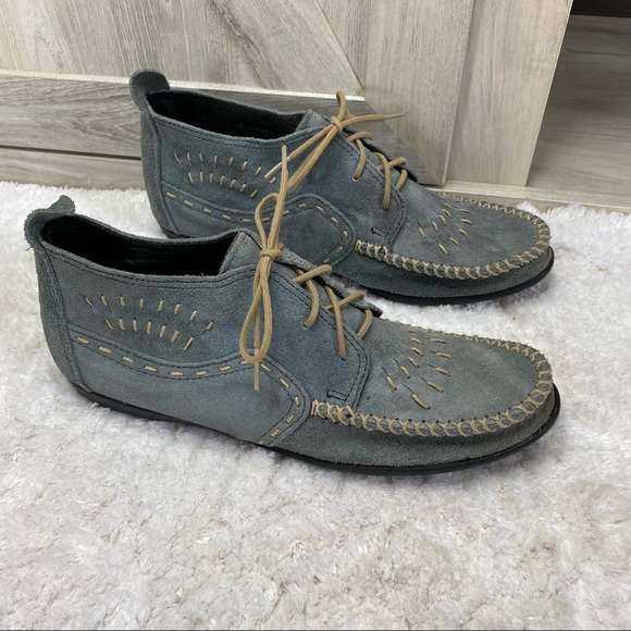 Minnetonka Womens Chukka Boot Moccasins Blue Suede Contrast Topstitching 11 - Picture 3 of 14